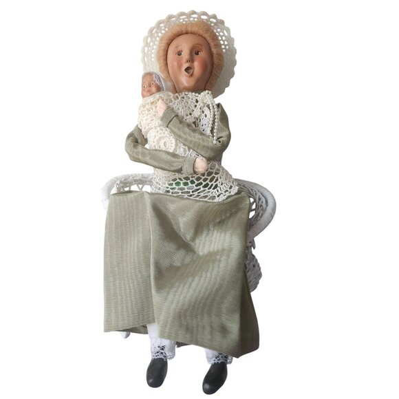 Byers Choice Carolers Victorian Woman Wicker Chair Holding Baby - Picture 2 of 8